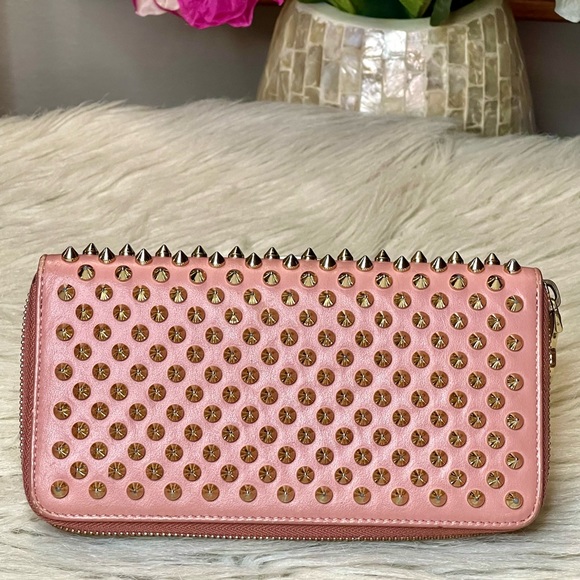 SOLD🔥Authentic CHRISTIAN LOUBOUTIN Panettone spike Zip around wallet - Picture 4 of 15